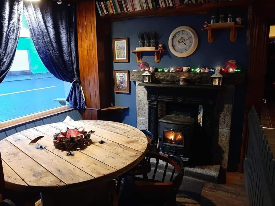 Gordon's Guesthouse Loughrea Extérieur photo